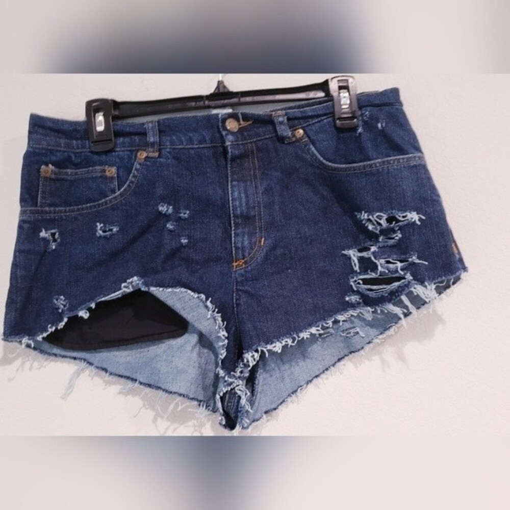 Jones sport women jean shorts Size 10